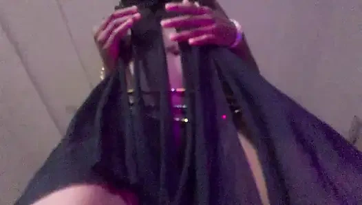 Ağır çekim zenci genç seksi dans ıslak amcık yakın çekim