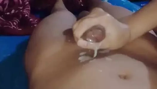 Kız arkadaş ne apne hath se land hilaya