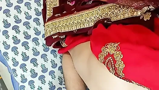 My Suhagraat Wale Din Mere Jeth Ji ne Kamre me Aake Meri Pyass chut ko pani pilaya Dulhan chod daali, Full Hindi video Viral