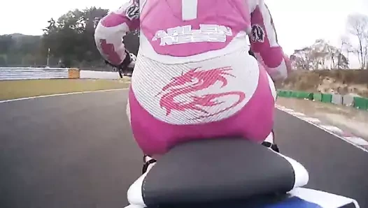 Sugo'da kadın binicilerin buluşmasını yönetin