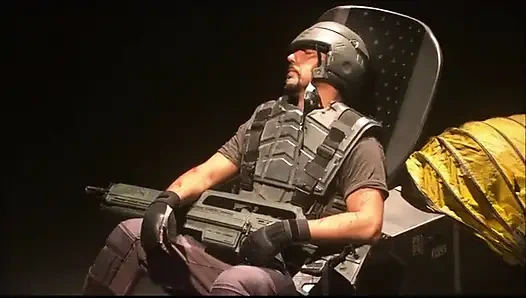 Dee lana moore'u sikerken adamın götüne dildo sokuyor