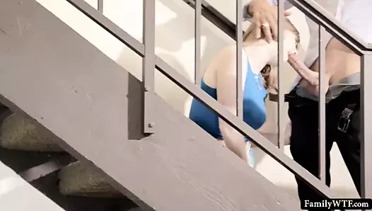 ben de annem gibi bir deliyim