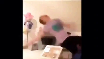 Kızlar gördükleri karşısında şok oldu