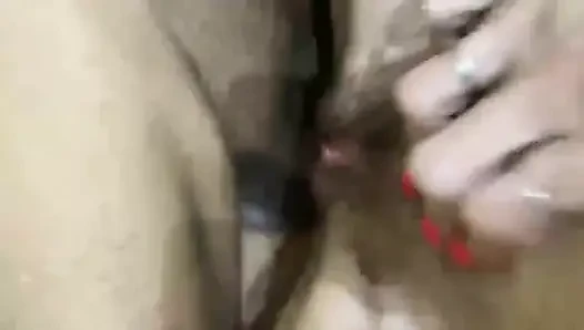 Yarak üzerinde ayakla oynama