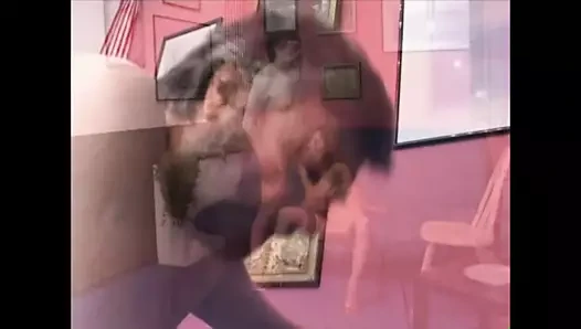 İtalyan aşıklara yumruk sokma ve sikiş - (hikaye #03)