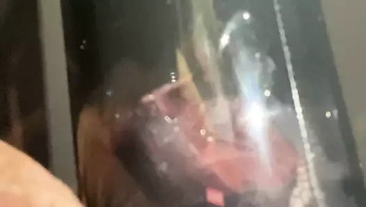 Büyük klitoris gelen kedi pompalama