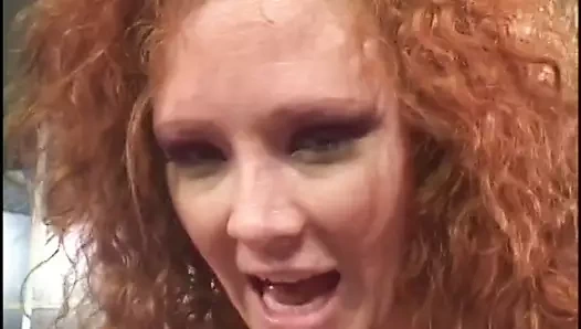 sürtük alma çift kişilik takım içinde dörtlü ve iğne yapmak üzerinde ile sarışın