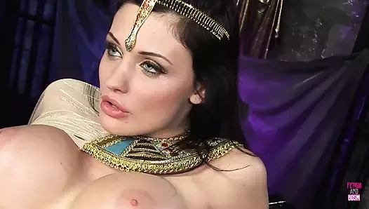 Bu harika grup sekste birçok insanın bir rolü vardı ve iyi oynadı