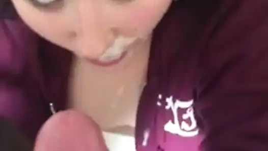 Büyük atış arasında boşalmak içinde ona saç