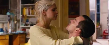 Felicity jones - çarpışma