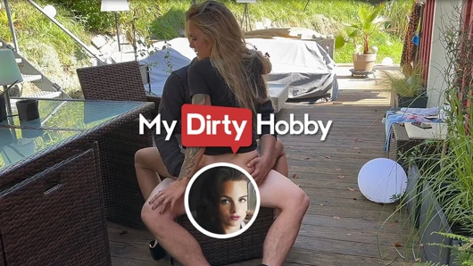 Mydirtyhobby - güzel sarışın herkesin içinde sikiliyor
