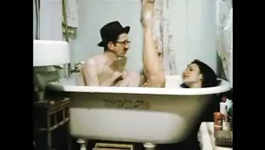 Robert kırıntı ve karısı aline kominsky