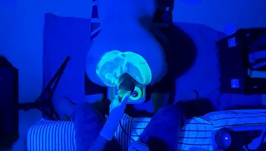 Ultraviyole yumruk sokma