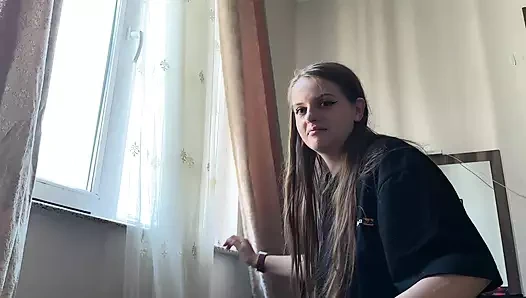 Kız arkadaşı beni emerken bir arkadaşım kapının dışındaydı