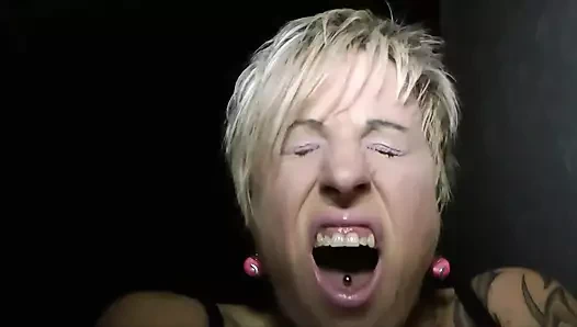 Cassandra Cruz ve Jaslin Diaz grup seks partisi ve döl takası