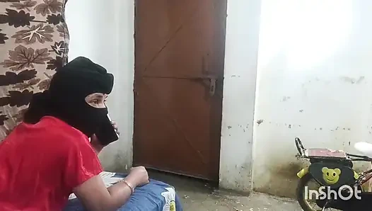 Gas cylinder delivery boy make fun