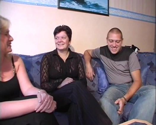 Karım ve ben simones hausbesuche'de seks dersleri alıyoruz