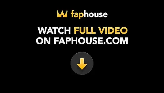 Evimin önünde çıplak orgazm