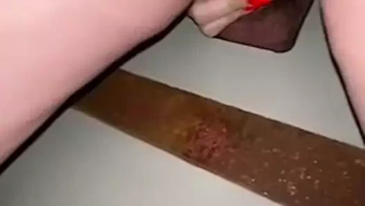 Duvar deliği sikişi