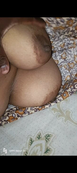 How much water and juice is in my girlfriend's pussy?