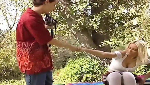 Verlangen eskaliert in einer hemmungslosen Nacht ohne