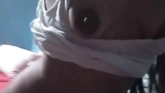 Leyne rodriguez bir tilki kuyruğu ile bir anal fiş koyar