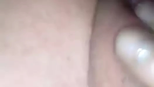 la perra masturbandose