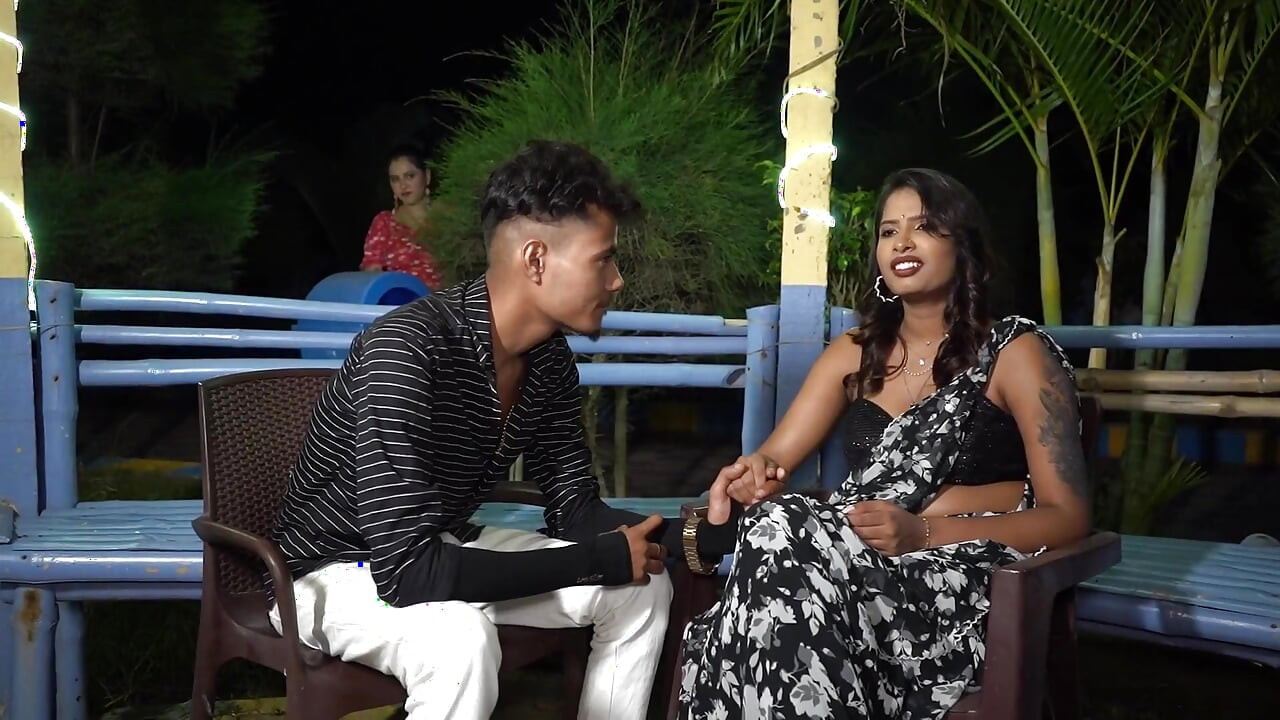 Tina Nandy ve Tejashwini Prabhakar