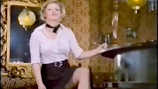 Billardkugeln und nasse Pflaumchen (Diamant Video)