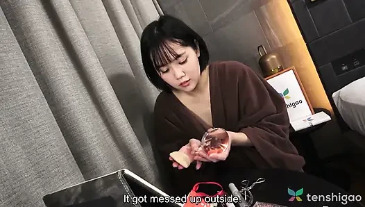 Moeka Tachibana sahne arkası