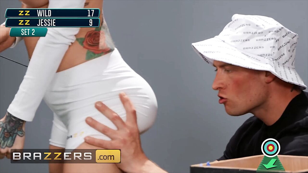 Busty sarah jessie gets ona kedi yırtık tarafından zac vahşi