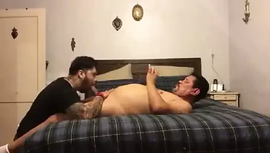 Papi ile ilgilenmek.