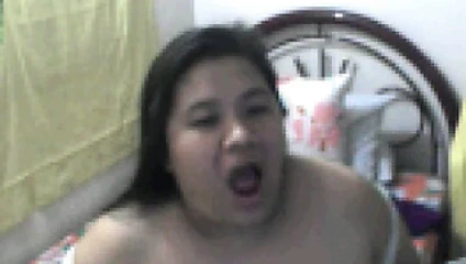 FILIPINA STEP MOM ROWENA SOTITO FUCKING HER PUSSY WITH  FINGERS