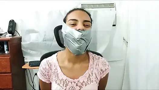 Martinez ile korkunç öğürme eğlencesi!