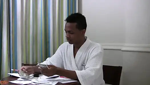 Rocka Way, Safiro, Tu Tigeraso - üçlü seks eğlencesi