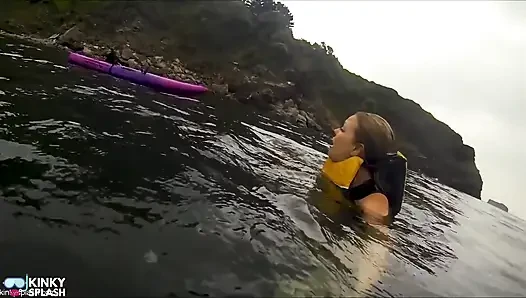 Yüzmeyenler için açık su kayık felaketi - lifejacket tarafından kurtarıldı