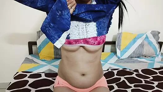 Saarabhabhi6 ilk üvey erkek kardeş ne jamkar chuda üvey erkek kardeş üvey kız kardeş net Hintçe ses itna chudi rol yapma hd