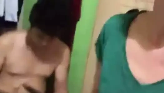 Asyalı sürtük osuruyor 2