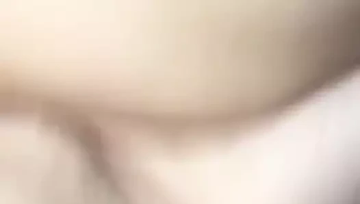 Büyük götlü genç jersey karısı köpek stili dövülerek