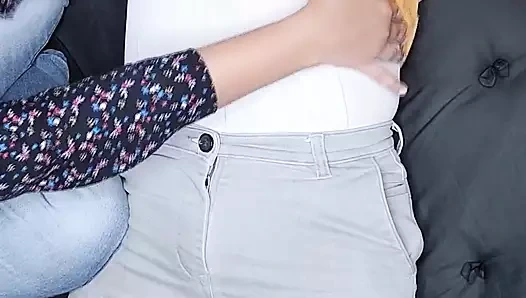 Bölüm 1 üvey kız kardeşim beni seks için baştan çıkarıyor