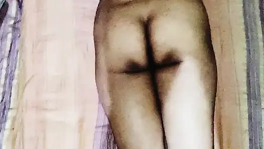 Suman Bhabhi ko nangi karke full body massage kiya.