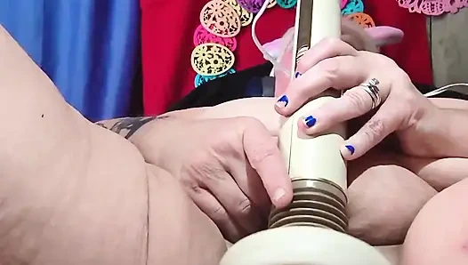 O klitoriste iyi vibratör