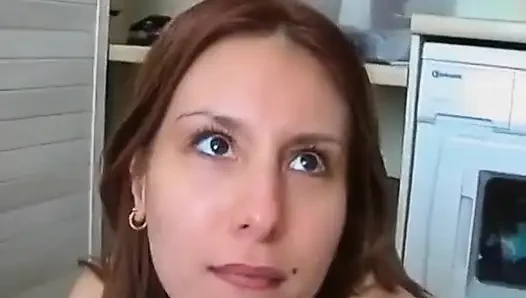 Almanya'dan iki sevimli amatör genç kız birbirleriyle oynamak için burada