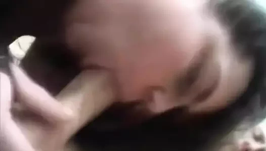 Şişman busty fahişe hoşlanır sert seks