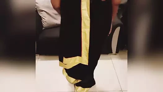 seksi siyah saree striptiz
