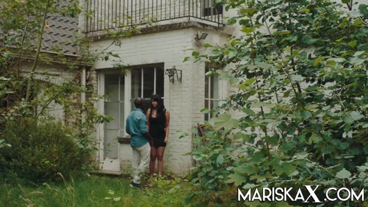 Mariskax mariska kocası tarafından bir bbc'ye teklif edildi