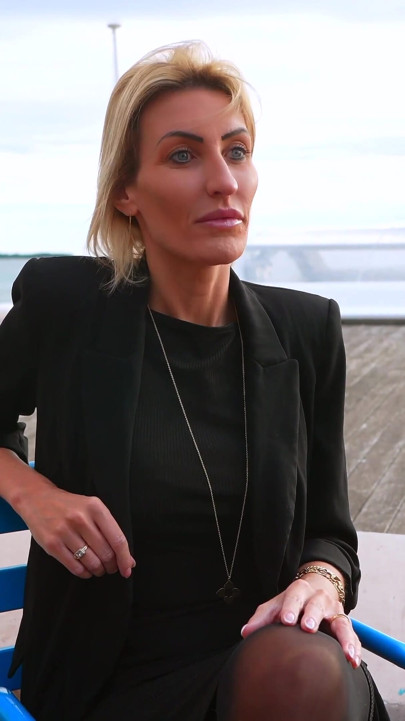 Anouk 34 yaşında, ilk videosu