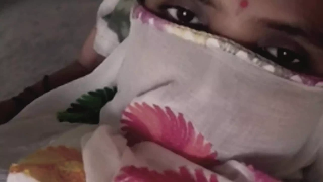 Indian Desi Bhabhi Ke Chut Ki Pyas KO Dever Ne Mitaya