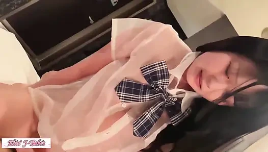 İdol yüzlü Allure, riskli bir romantizm erkek arkadaşını aşıyor 1.