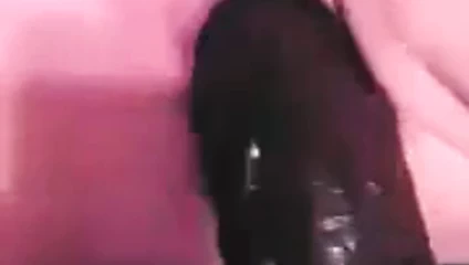 Oyuncağıyla seksi tracy!!